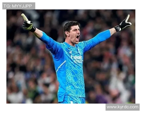 库尔图瓦引领比利时防线决胜欧洲杯展现世界级门将风采